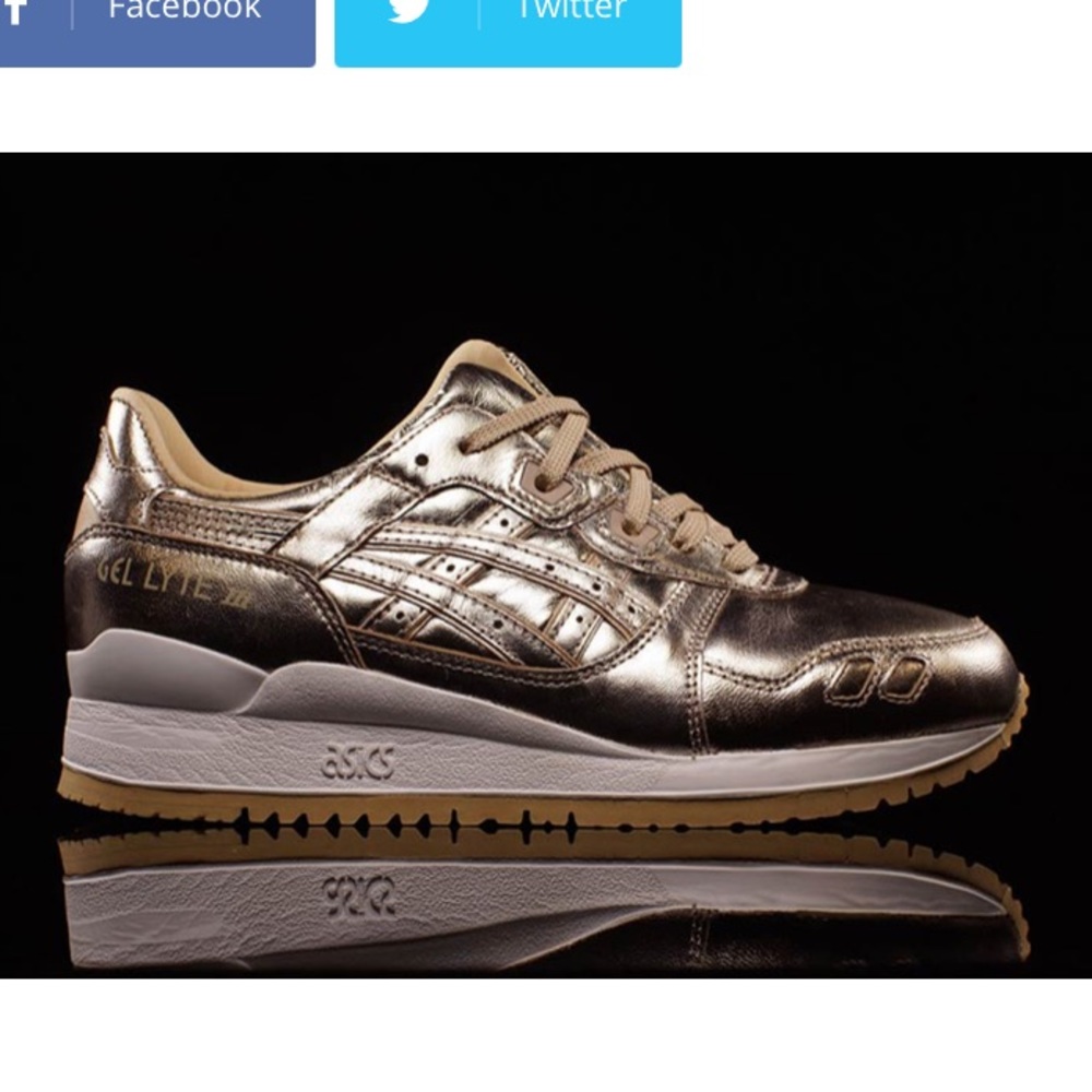 ASICS Gel Lyte 111 in gold size 12 wos 10.5 men’s